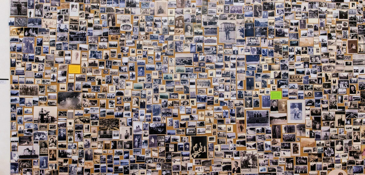 : Ausstellung "Alle antreten! Es wird geknipst!". Foto: kollektiv fischka / kramar © Volkskundemuseum Wien