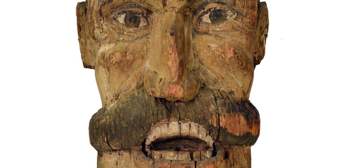: Brunnenfigur | Hersteller unbekannt | Holz, geschnitzt, Reste einer Fassung | Pustertal, Südtirol, Italien | um 1800