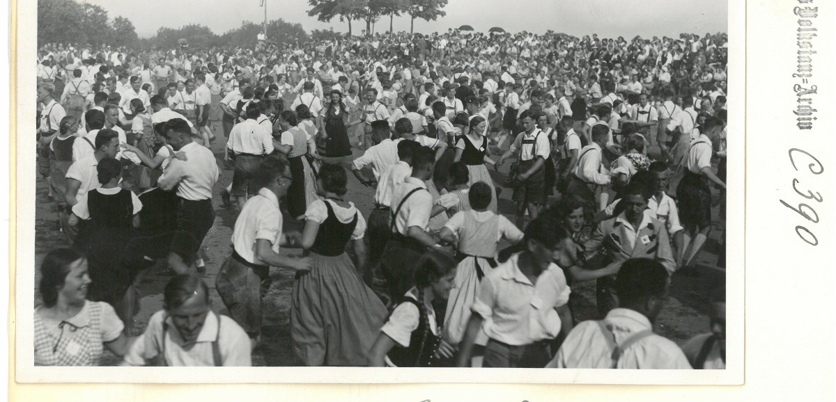 : Volkstanzfest, Perchtoldsdorf, 1934 © Österreichische Nationalbibliothek, Volksliedwerk